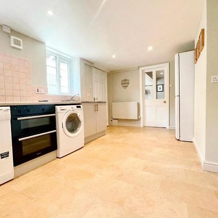 Cheltenham Central Apartment, Parking, Close bars&Restaurants Buitenkant foto