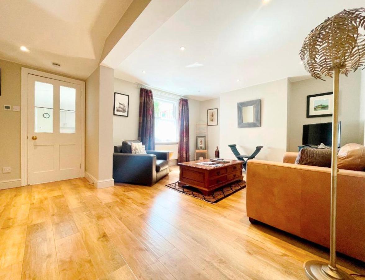 Cheltenham Central Apartment, Parking, Close bars&Restaurants Buitenkant foto