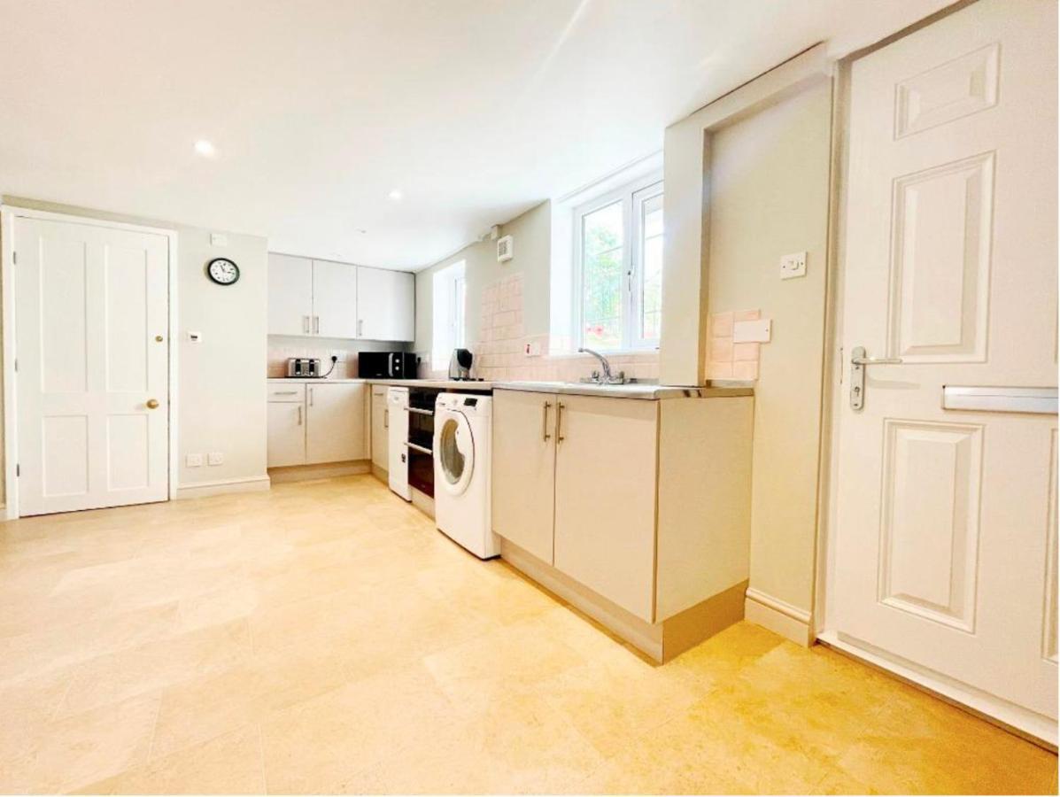 Cheltenham Central Apartment, Parking, Close bars&Restaurants Buitenkant foto
