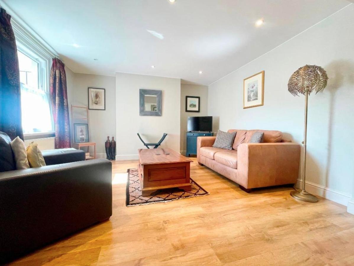Cheltenham Central Apartment, Parking, Close bars&Restaurants Buitenkant foto