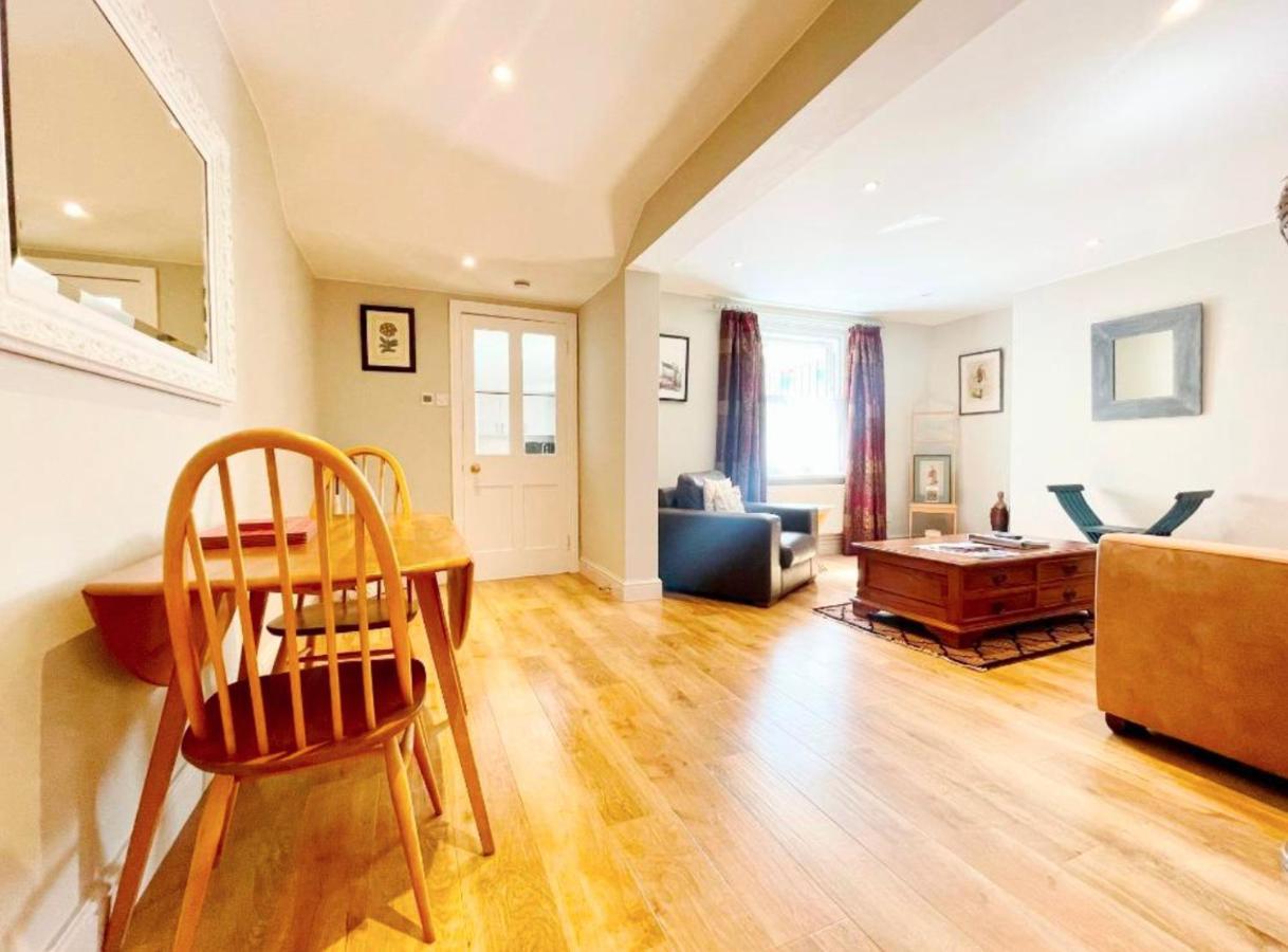 Cheltenham Central Apartment, Parking, Close bars&Restaurants Buitenkant foto