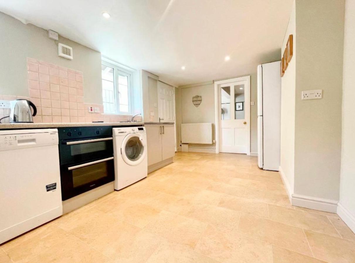 Cheltenham Central Apartment, Parking, Close bars&Restaurants Buitenkant foto